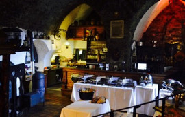 Burgrestaurant auf Burg Sommeregg