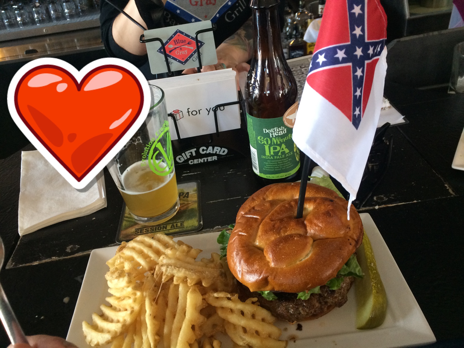 Blue & Gray Bar & Grill餐厅图片