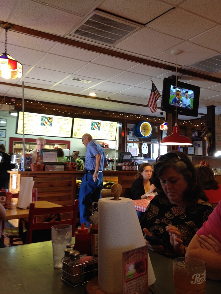 Little Richard's Bar-B-Que