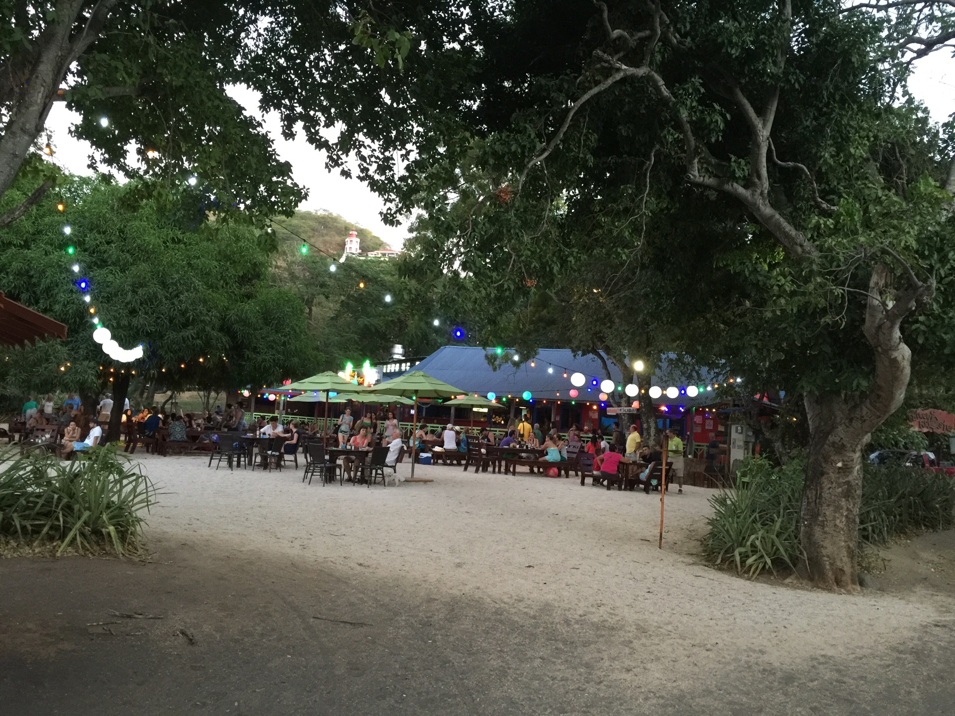 Father Rooster Beachfront Bar & Grill餐厅图片