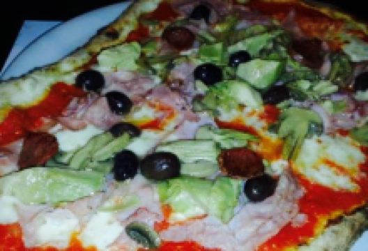Pizza & Bollicine美食图片