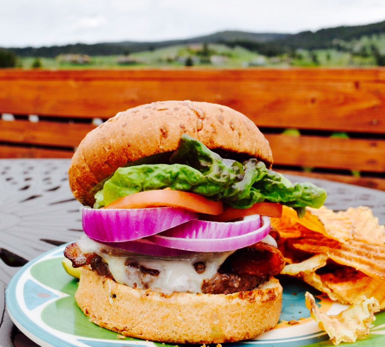 Bunker Deck & Grill餐厅图片