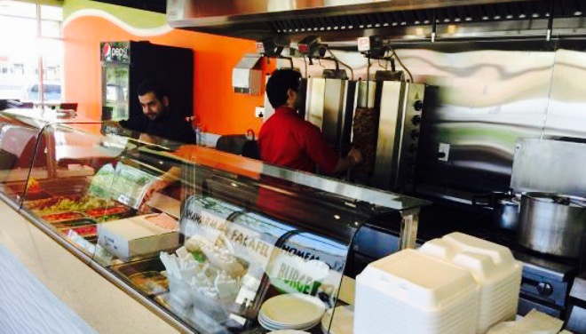 Zesty Pita & Burgers (3505 Upper Middle)餐厅图片