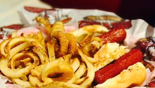 BreWingZ Restaurant and Bar餐厅图片