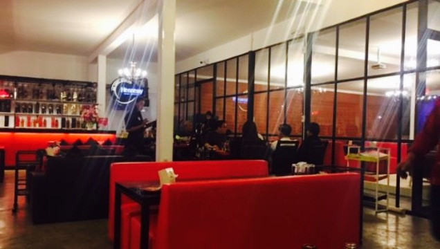Pak Chong Wine Restaurant