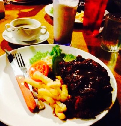 NR Cafe Restaurant餐厅图片