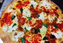 A & M Pizza Incorporated美食图片