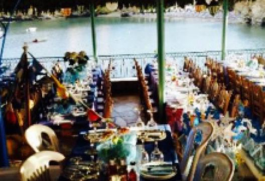 Panorama Taverna美食图片