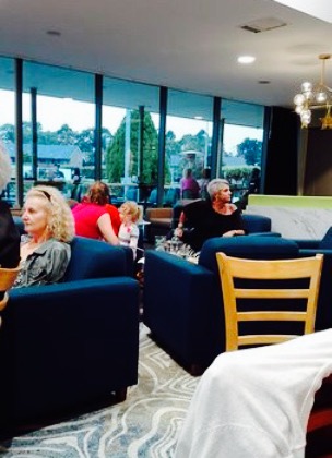 Taren Point Bowling Club餐厅图片