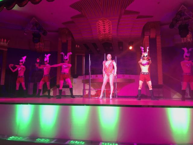 Red Artists Performance