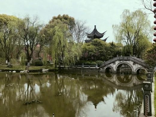 丝绸小镇荻港古村