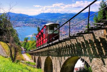 米兰出发-布雷山+卢加诺湖+圣老楞佐主教座堂|邂逅地中海明珠【瑞士的卢加诺是一个位于阿尔卑斯山脉南麓的宝石，被誉为“瑞士的地中海明珠”。】