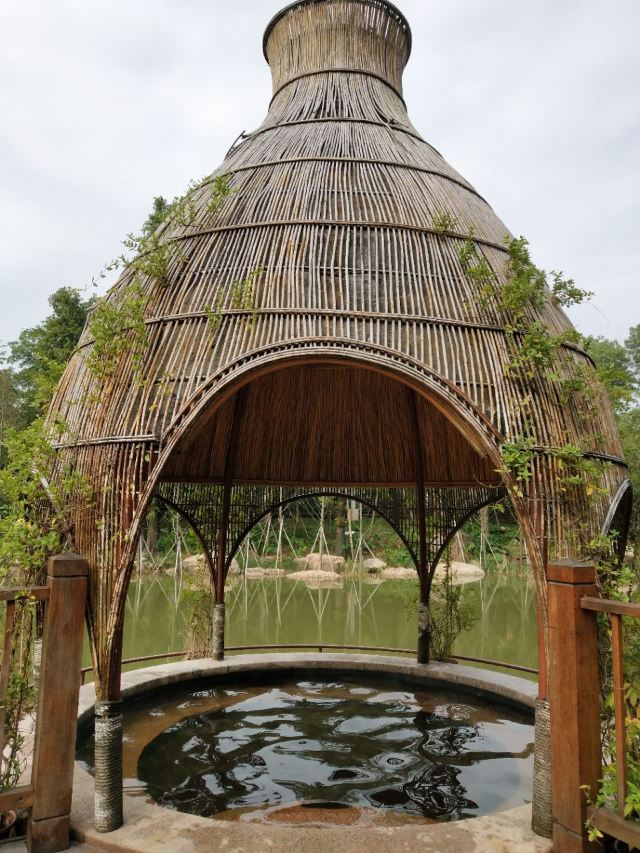 Midea Egret Lake Hot Spring