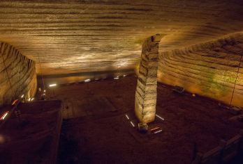 衢州龙游石窟+龙游民居苑一日游【四人成团发班】【[第九大奇迹]东游西游，不如龙游，武侠神秘洞窟！】