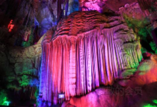 银子岩景点图片