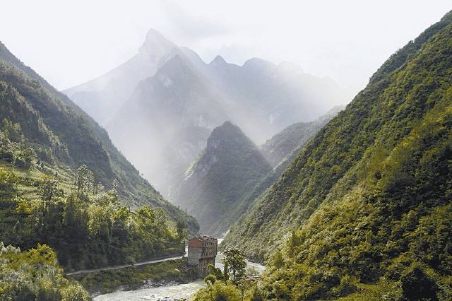 巴山大峽谷