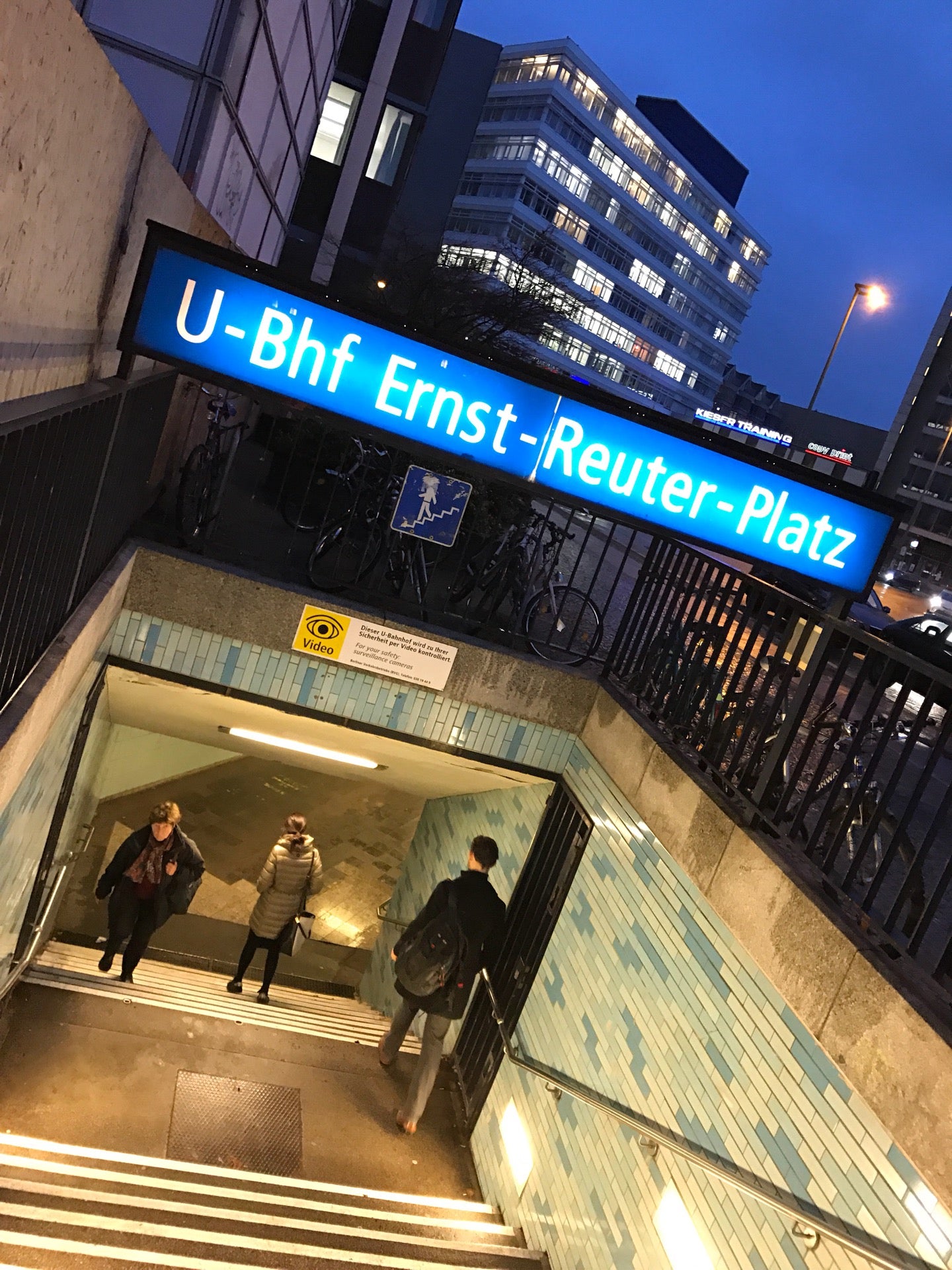 Ernst Reuter Platz Travel Guidebook Must Visit Attractions In