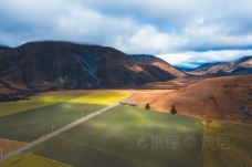 城堡山-Castle Hill-YoYo_6J6I6E2P