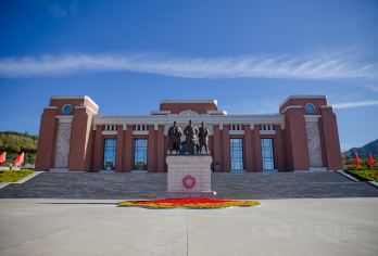 陕甘边照金革命根据地旧址+薛家寨一日活动【弘扬老前辈革命精神】【纪念馆建筑面积6500平方米，建筑、布局整个展馆庄严肃穆，气势宏伟】