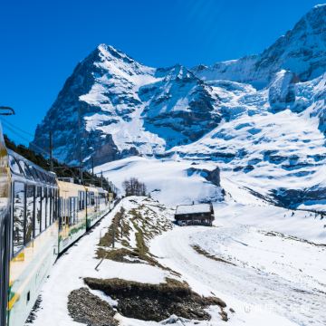 奥地利维也纳+日内瓦12日11晚私家团