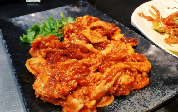 金刚山烧烤(老边分店)