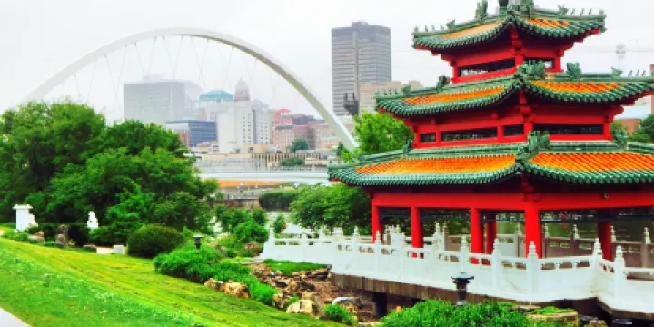 Robert D. Ray Asian Gardens