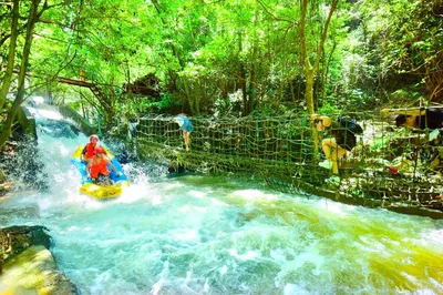 Huanglongxia Drifting