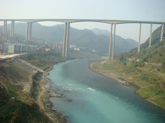 贵州旅游：从乌江到息烽集中营（图）