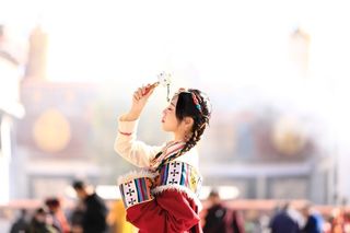 在地球第三极的朝朝与暮暮