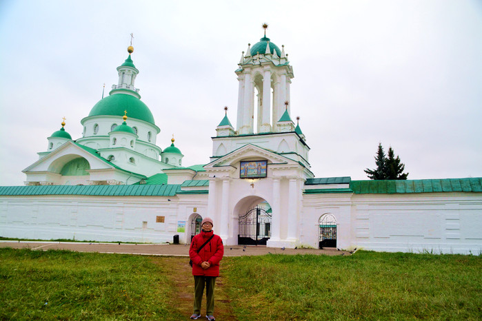 圣三一教堂，迪米特里教堂，雅科夫列夫教堂1836年，钟楼。叶卡捷琳娜二世 ， 亚历山大一世 ， 尼古