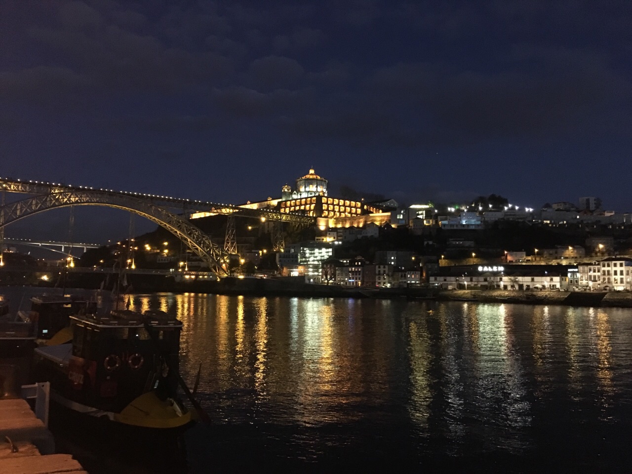 葡萄牙波尔图，夜景优雅