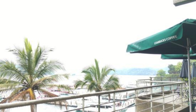 Starbucks餐厅图片