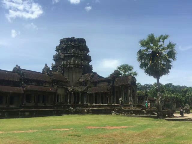 Mini Angkor Wat