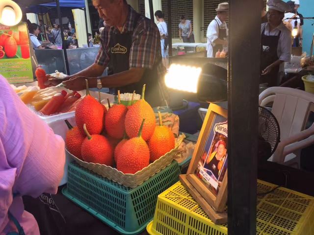 Phuket Weekend Market