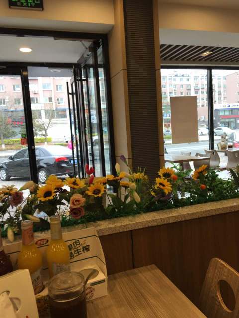 李先生牛肉面大王(龙鼎店)