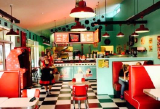 Cruisy Days Diner美食图片