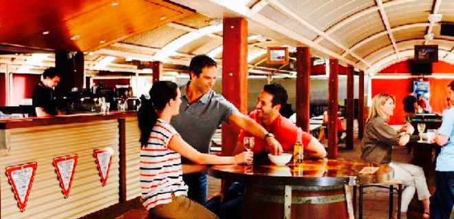 Pioneer BBQ and Bar餐厅图片