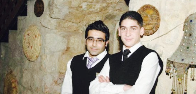 ‪Adonis‬ Restaurant