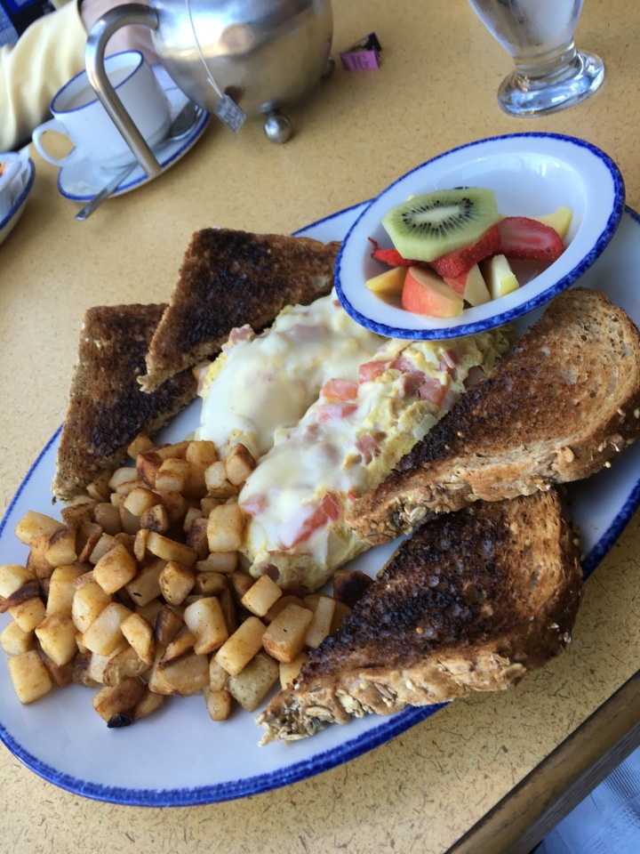 De Dutch Pannekoek House Restaurants