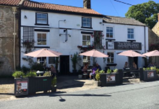 The White Swan美食图片