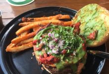 Broxton Burgers美食图片