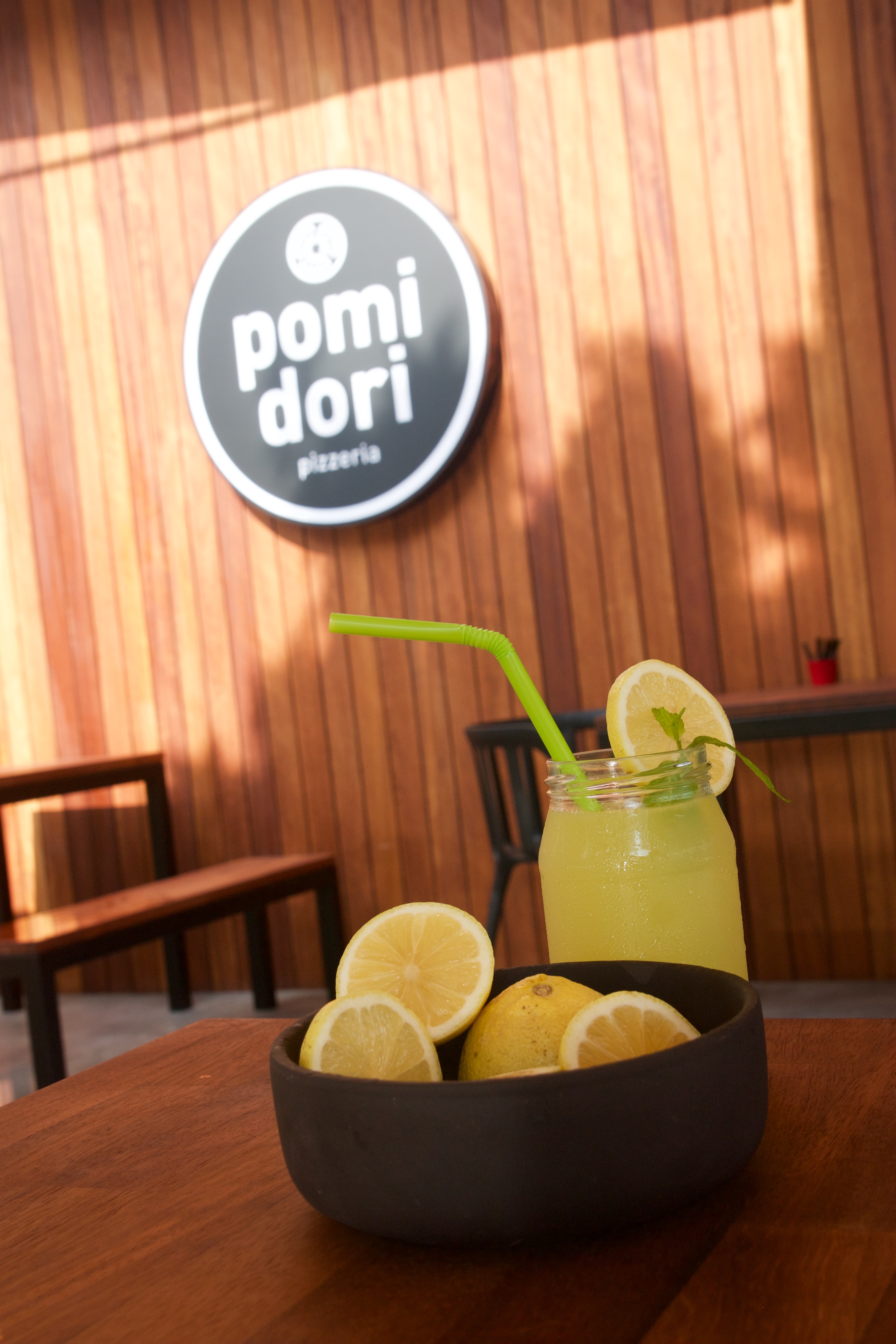 Pomidori Pizzeria餐厅图片