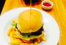 Brown Burgers美食图片