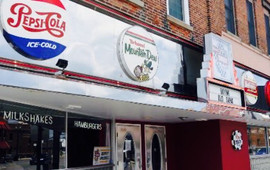 Mom's Diner & Pizzeria