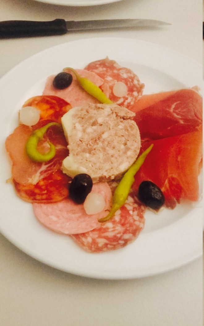 Hotel Restaurant Uhabia餐厅图片