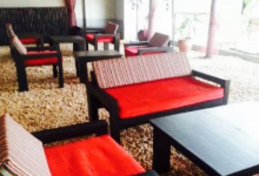 4 Points Ltd. Bar & Restaurant美食图片