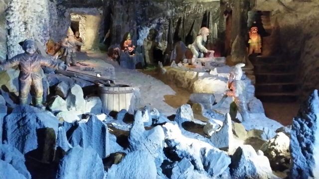 Wieliczka Salt Mine