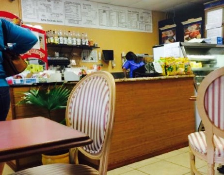 Divicious Deli & Coffee Shop餐厅图片