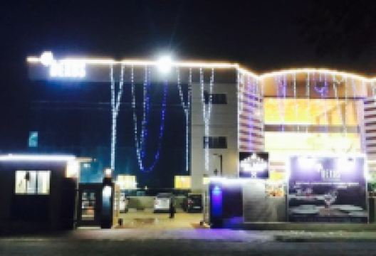 Nexus Club And Convention Centre美食图片