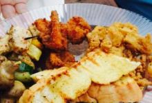 Out Da Sea Bar & Grill美食图片